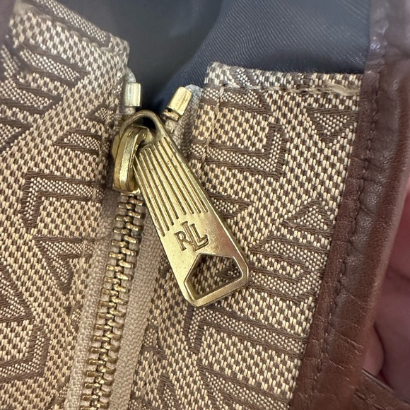 Ralph Lauren tan monogram vintage purse - Picture 6 of 8